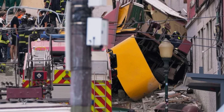 Λισαβόνα: Πώς έγινε η τραγωδία με 15 νεκρούς στο διάσημο τελεφερίκ Γκλόρια -Σε σοκ η χώρα