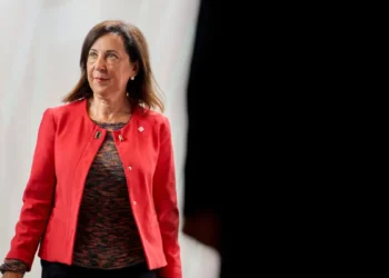 Επίθεση της Ρωσίας μέσω παρεμβολών στο αεροπλάνο που επέβαινε η Ισπανίδα υπουργός Άμυνας