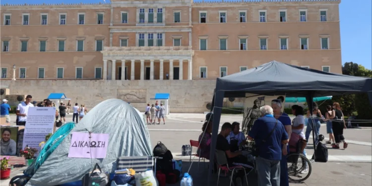 Συνεχίζει την απεργία πείνας ο Ρούτσι – Το εξώδικο συγγενών και η απάντηση της προέδρου του Αρείου Πάγου για την εκταφή