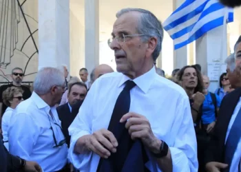 Αντώνης Σαμαράς: Θεμελιώδες ανθρώπινο δικαίωμα το αίτημα για εκταφή των σορών των θυμάτων στα Τέμπη