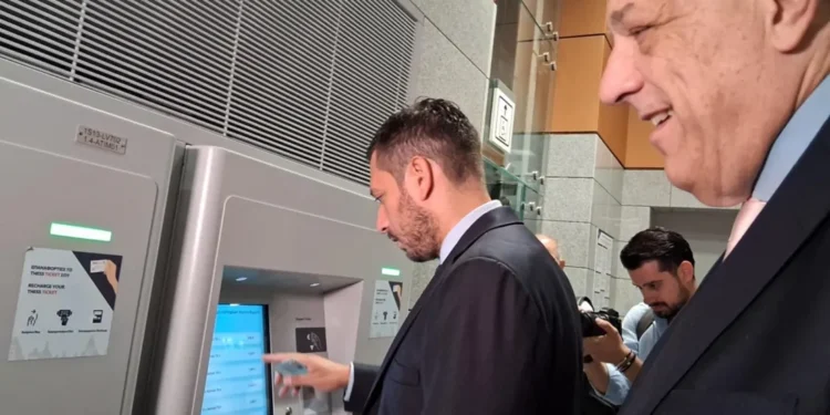 Μετρό Θεσσαλονίκης: Επιβάτης θέλησε να δώσει χρησιμοποιημένο εισιτήριο στον Νίκο Ταχιάο!