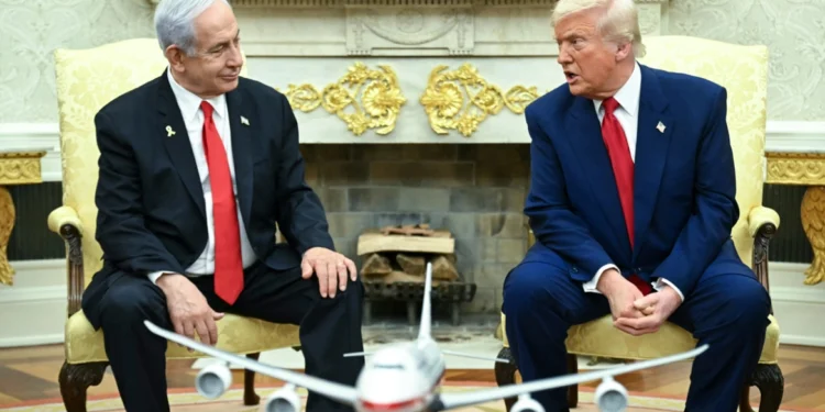 Wall Street Journal: Τα «γαλλικά» του Τραμπ για τον Νετανιάχου μετά το χτύπημα στην Ντόχα – Γιατί δεν τον αποδοκιμάζει δημόσια