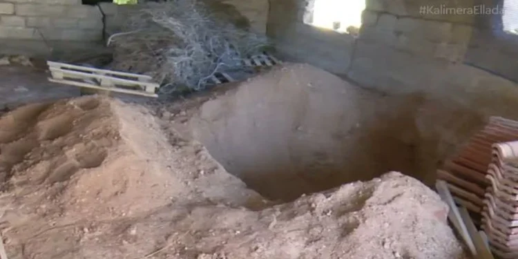 Πώς αποκαλύφθηκε η 62χρονη από τη Βοιωτία που έθαψε τη μητέρα της σε στάβλο για να παίρνει τη σύνταξή της