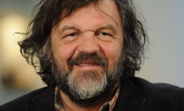 Κουστουρίτσα: Δεν μπορείς να βάζεις ένα 10χρονο να αποφασίσει αν είναι αγοράκι, κοριτσάκι ή ζωάκι