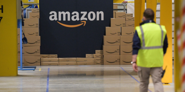 Amazon: Ανακοίνωσε περικοπές 14.000 θέσεων εργασίας λόγω ΑΙ – «Μας ρωτάτε, αφού πάμε καλά, γιατί απολύουμε;»