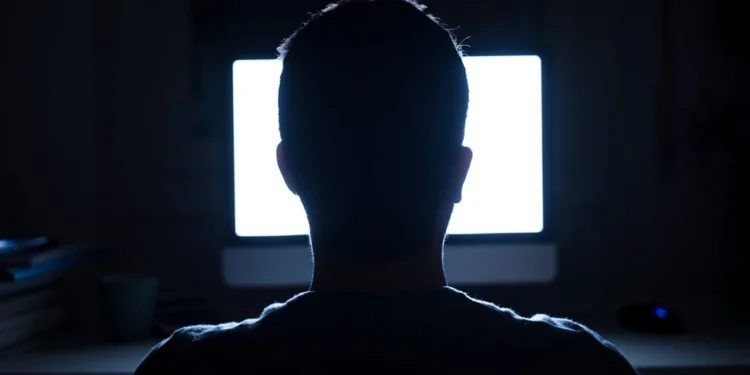 «Μπλόκο» σε διαδικτυακές ομάδες με περισσότερα από 201.000 μέλη που ενημέρωναν για αστυνομικούς ελέγχους – Δύο συλλήψεις