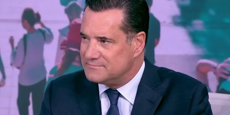 Γεωργιάδης για το Μνημείο του Αγνώστου Στρατιώτη: Δεν ξέρω κανένα κράτος στο οποίο κάποιοι να οικειοποιούνται ένα εθνικό σύμβολο