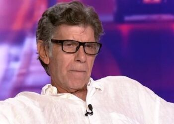 «Κόλαφος» ο Γιάννης Μπέζος για τους “δημοσιοσχεσίστες” ηθοποιούς – «Αυτά είναι “κονσομασιόν”»(Βίντεο)