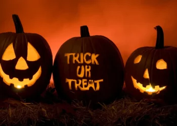 Πώς φτάσαμε στην Ελλάδα να ασχολούμαστε με το Halloween