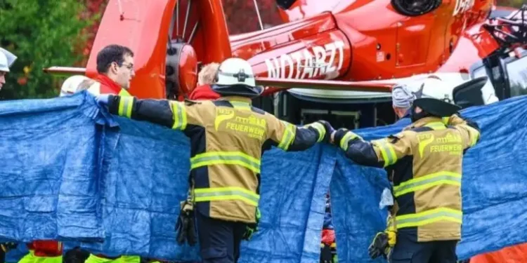 Γερμανία: Δήμαρχος μαχαιρώθηκε έξω από το σπίτι της – Σε κίνδυνο για τη ζωή της