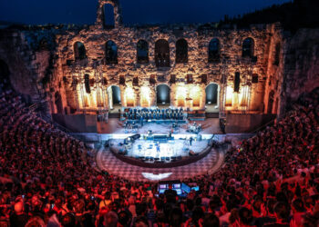 Μενδώνη: Κλείνει για τρία χρόνια το Ηρώδειο – 6 με 7 κιλά τσίχλες μάζευαν στο τέλος κάθε φεστιβάλ