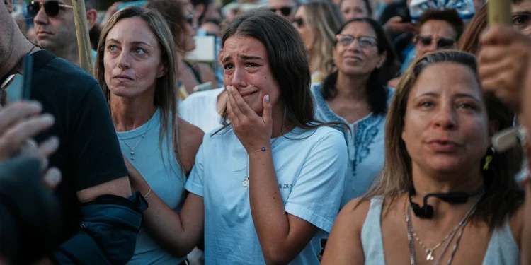 Η Χαμάς απελευθερώνει τους ομήρους – Συγκίνηση στο Ισραήλ – LIVE εικόνα