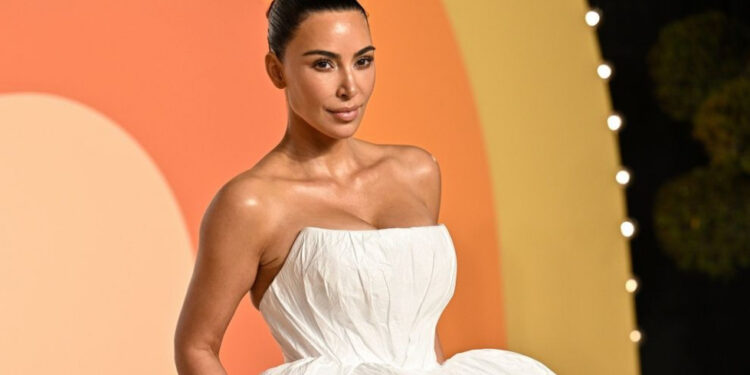 Η Kim Kardashian λέει πως η προσελήνωση του 1969 ήταν… σκηνοθετημένη: «Δεν συνέβη ποτέ!»