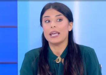 Λατινοπούλου: Όσοι υψώνουν σημαίες της Παλαιστίνης έχουν αλλεργία στην ελληνική, είναι σαν τους βρικόλακες που τους πετάς αγιασμό όταν τη βλέπουν