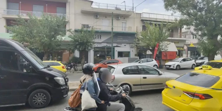 Ανακοπή στο τιμόνι έπαθε ο 64χρονος πριν πέσει πάνω στα αυτοκίνητα στη Λένορμαν