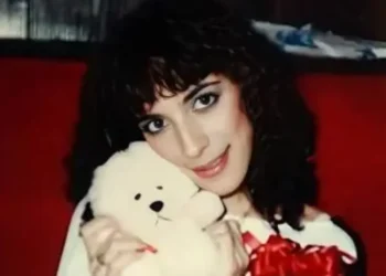 Πώς ένα καλαμάκι οδήγησε στην εξιχνίαση της δολοφονίας 16χρονης μετά από 40 χρόνια