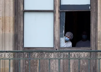 Λούβρο: Ακόμα πέντε συλλήψεις για την κλοπή των βασιλικών κοσμημάτων