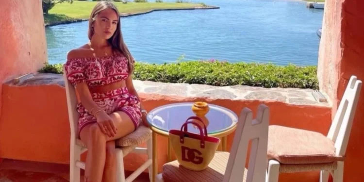 Άγριο έγκλημα στην Ιταλία: Επιχειρηματίας σκότωσε 29χρονο μοντέλο, ενώ η αστυνομία ήταν έξω από την πόρτα της για να τη σώσει