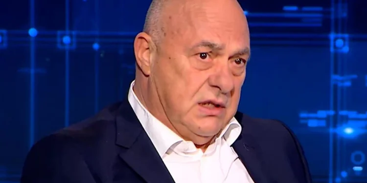 Αχιλλέας Μπέος: «Πώς είμαι ρατσιστής αφού έχω πάει με μαύρες σεξουαλικά σε μικρή ηλικία;»