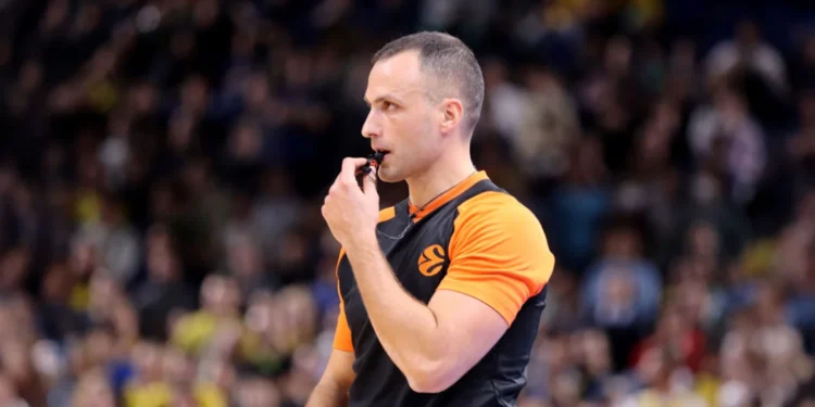 Euroleague: Συνελήφθη ο διαιτητής Ούρος Νίκολιτς – Βρέθηκαν 250.000 ευρώ στο σπίτι του