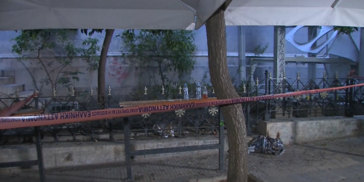 Πυροβολισμοί στην πλατεία Αγίου Κωνσταντίνου στην Ομόνοια – Στο νοσοκομείο ένας τραυματίας