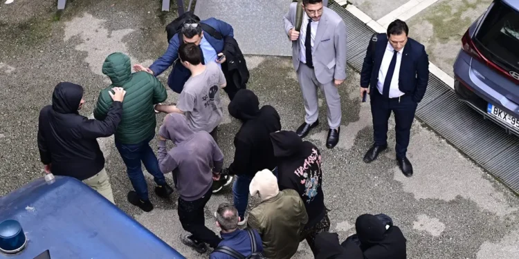 ΟΠΕΚΕΠΕ: Προφυλακίστηκε και ο «αρχηγός» του κυκλώματος – «Παραδέχομαι ό,τι έχω κάνει, με κατηγορείτε για πολλαπλάσια»