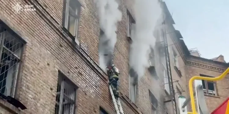 Ουκρανία: 6 νεκροί μεταξύ των οποίων 2 παιδιά από ρωσικές επιθέσεις με πυραύλους και drones