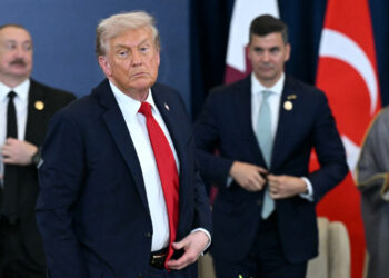 Ο Τραμπ στη Διακήρυξη της Γάζας σε ένα one man show – Τα σχόλια του προς τους ηγέτες και οι αιχμηρές ατάκες