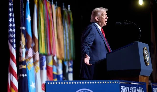 Η πρόταση Τραμπ προς τους στρατηγούς αναζωπυρώνει τους χειρότερους φόβους