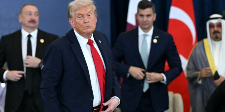 Ο Τραμπ στη Διακήρυξη της Γάζας σε ένα one man show – Τα σχόλια του προς τους ηγέτες και οι αιχμηρές ατάκες