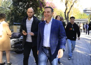 Ο Αλέξης Τσίπρας «ανακατεύει την τράπουλα»: Η δυσαρέσκεια Φάμελλου, το νέο κόμμα και οι βουλευτές που θα τον ακολουθήσουν