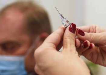 Ελπίδα για εκατομμύρια ανθρώπους: Πιο κοντά από ποτέ οι επιστήμονες σε εμβόλιο που νικά τον καρκίνο