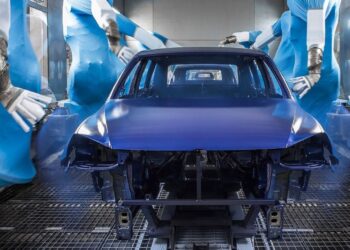 Γερμανία: Η Volkswagen σταματά την παραγωγή Golf