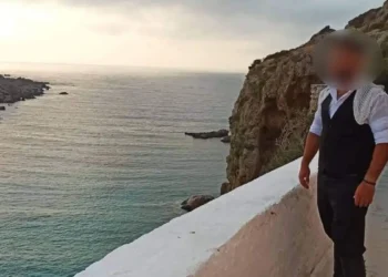 Χανιά: Παραδόθηκε ο 23χρονος που εκτέλεσε τον 52χρονο θείο του στο γλέντι στο Έλος Κισσάμου