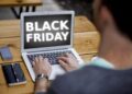 Black Friday: Πόσα χρήματα χάνουν οι Έλληνες από τις απάτες