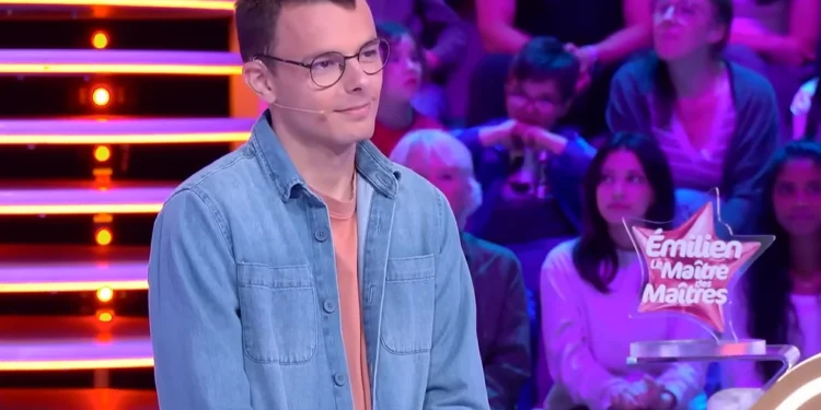 Ο 22χρονος «φαινόμενο» που έβγαλε εκατομμύρια κερδίζοντας για 21 μήνες σερί σε τηλεπαιχνίδι γνώσεων – Η ερώτηση που δεν ήξερε