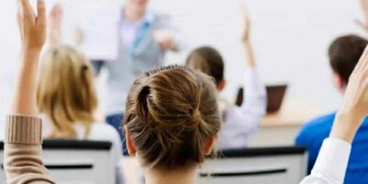 Δημιούργησε το Μητρώο Εκπαιδευτών ΣΑΕΚ & ΕΣΚ στα Γραφεία IDEA