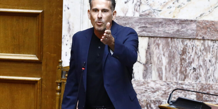 Διαμαντής Καραναστάσης: Παραιτήθηκε από βουλευτής της «Πλεύσης Ελευθερίας»