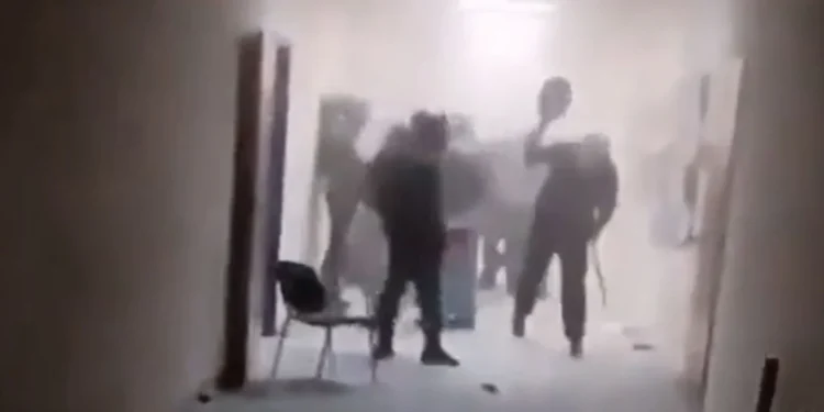 Βίντεο από τα επεισόδια στο Πολυτεχνείο με επίθεση ακροαριστερών κατά αναρχικών