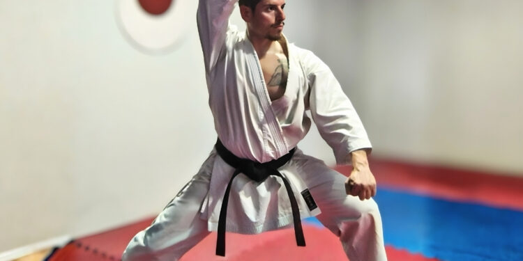 Η Lithos Digital στο πλευρό του αθλητή καράτε Γιάννη Καφούρου