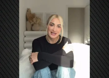 Ιωάννα Τούνη μετά την έναρξη της δίκης για το revenge porn: Ο κόσμος με αντιμετωπίζει ως πόρνη