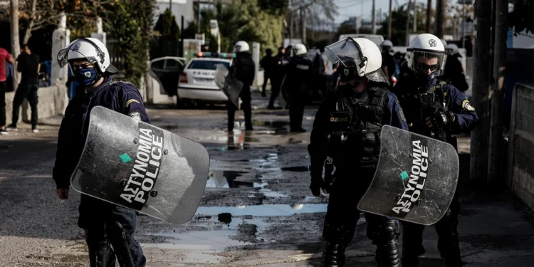 Από αύριο ξεκινά το σχέδιο αστυνόμευσης σε οικισμούς Ρομά – Θα συμμετέχουν 473 αστυνομικοί και ειδικοί διαμεσολαβητές