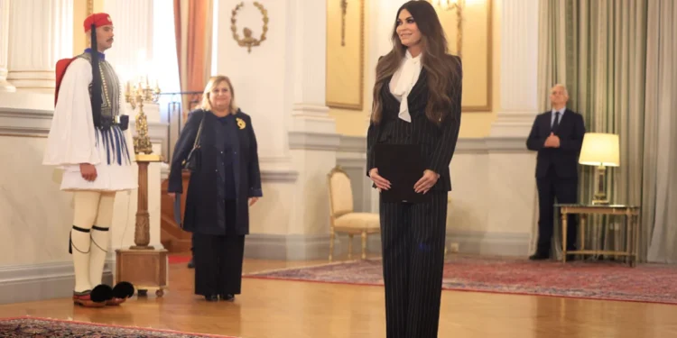 Η Κίμπερλι Γκιλφόιλ υπέβαλε τα διαπιστευτήριά της στον Πρόεδρο της Δημοκρατίας – Δείτε φωτογραφίες