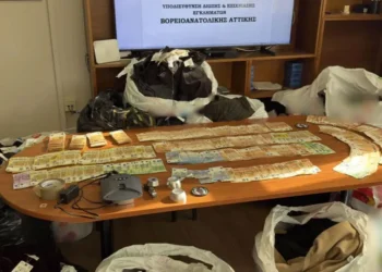 maketa-klopes-rouxwn