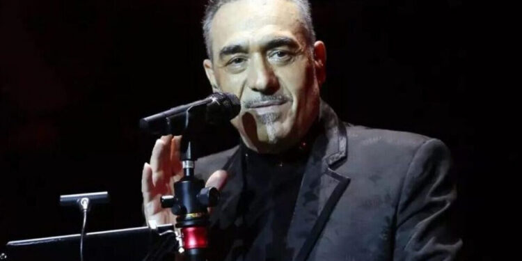 Νότης Σφακιανάκης: Βαρύ πένθος για τον τραγουδιστή – Πέθανε η σύζυγός του