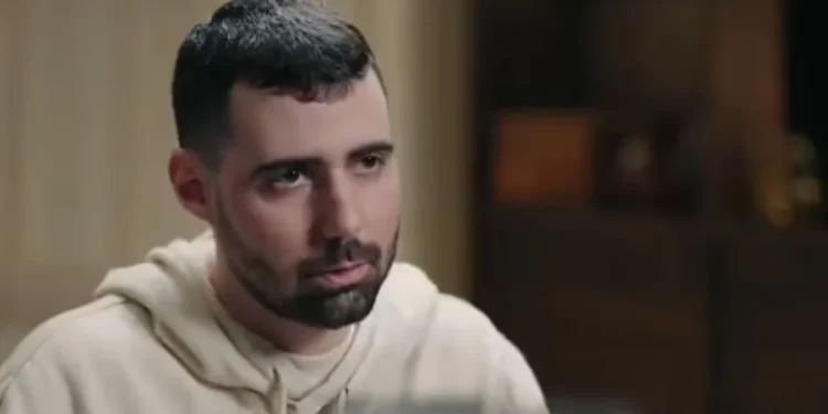 «Φρουρός της Χαμάς με βίασε μετά το ντους και απείλησε να με σκοτώσει αν το πω» – Συγκλονίζει η νέα μαρτυρία Ισραηλινού ομήρου