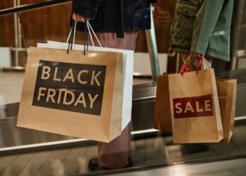 Πότε ξεκινά το Black Friday; Η πραγματικότητα πίσω από τον… μύθο