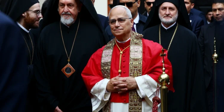 Στο Φανάρι ο Πάπας Λέων Β’ για τη θρονική εορτή της Εκκλησίας της Κωνσταντινούπολης