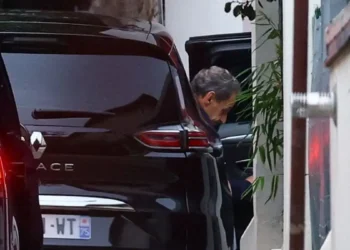 Νικολά Σαρκοζί: Το πρώτο μήνυμα μετά την αποφυλάκισή του – «Τώρα θα αποδείξω την αθωότητά μου, η αλήθεια θα επικρατήσει»