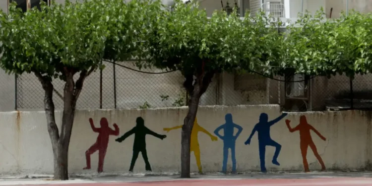 Τραγωδία στον Πειραιά: 13χρονη μαθήτρια πνίγηκε από την τροφή της σε ειδικό σχολείο